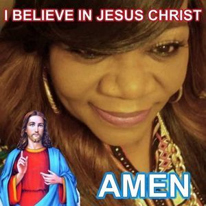 Meet your Posher, Latisa